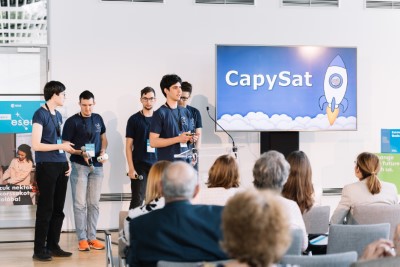 Presenting at ESERO Hungary opening